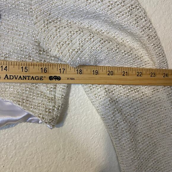 Nookie Queen Cropped Tweed Jacket in Ivory White Size Small NWT - Picture 7 of 8